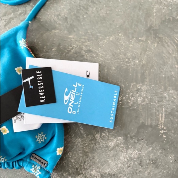 O'Neill delores tile venice revo bikini top size SM new reversible - Picture 9 of 10